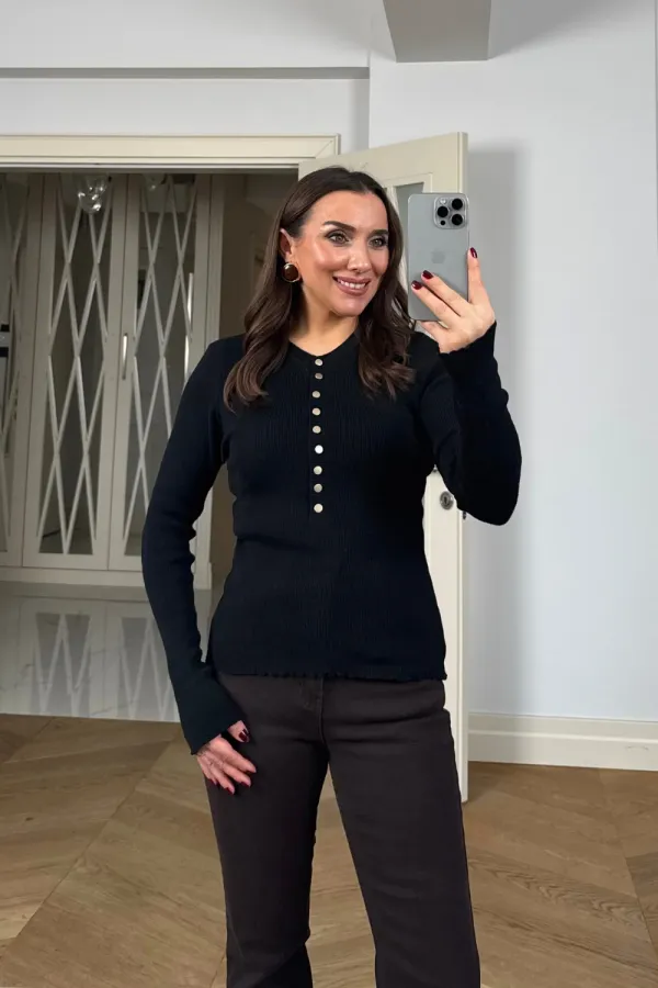 Çıtçıtlı Fitilli Triko Kazak