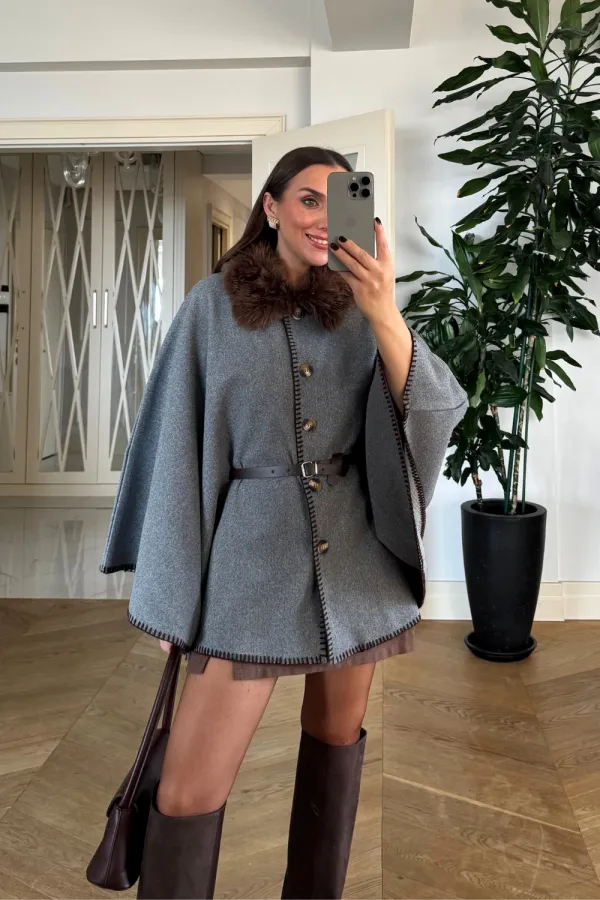 Dikiş Detaylı Suni Kürklü Kaşe Panço