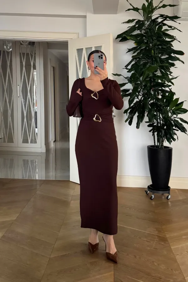 Kalp Yaka Uzun Kollu Elbise
