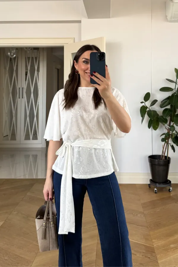 Bağlama Detaylı Kısa Kollu Bluz