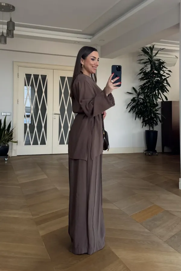 Pleated Detail Blouse and Pants Set Pleated Detail Blouse and Pants Set