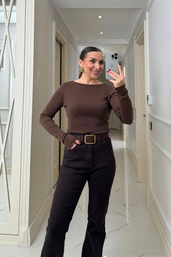 Kayık Yaka uzun Kollu Bluz