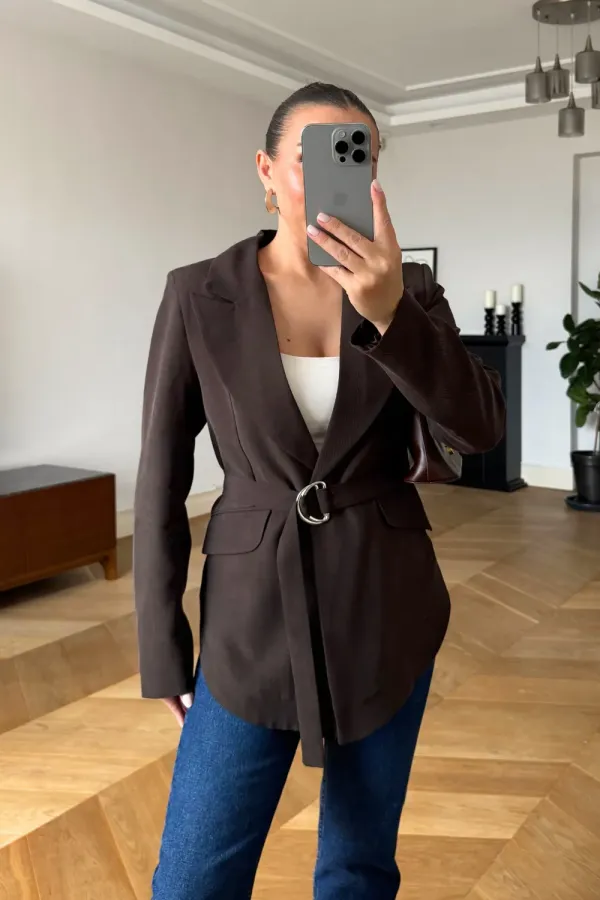 Kemerli Blazer Kadın Ceket