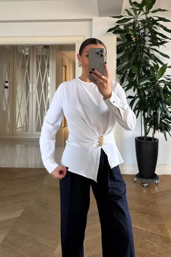 Toka Detaylı Uzun Kollu Bluz