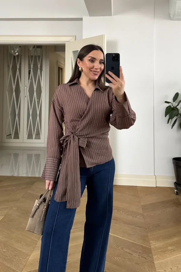 Kruvaze Bağlamalı Uzun Kollu Bluz