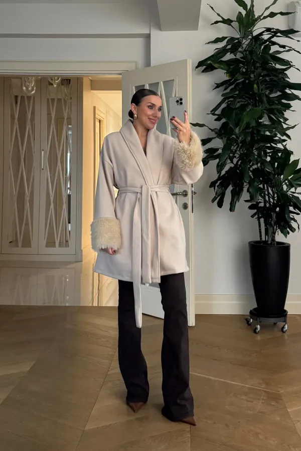 Şal Yaka Kuşaklı Kaşe Kadın Ceket