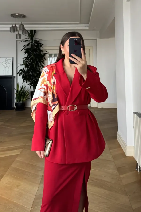 Kemerli Blazer Kadın Ceket