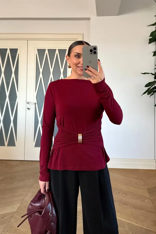 Kayık Yaka Uzun Kollu Bluz