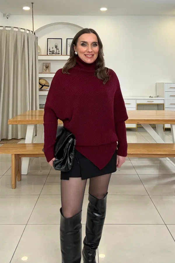 Balıkçı Yaka Asimetrik Triko Kadın Kazak