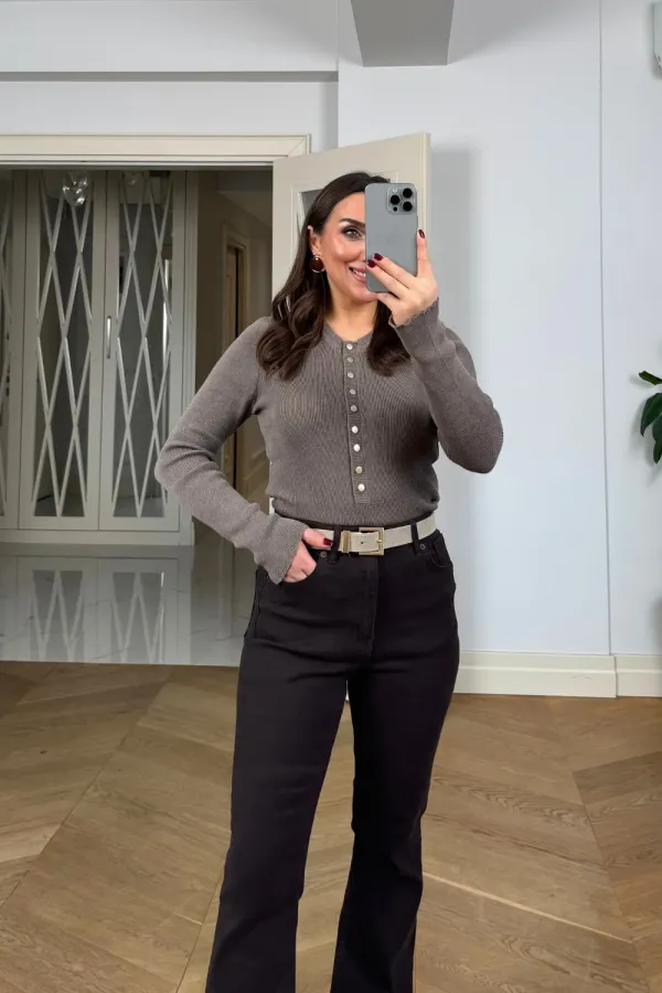 Snap-Button Ribbed Knit Sweater