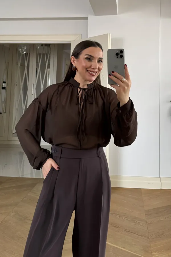 Chemisier en mousseline à manches longues et col mandarin