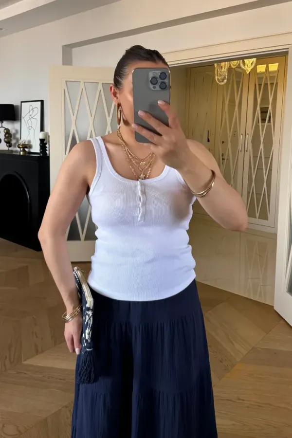 U Yaka Düğmeli Kadın Atlet