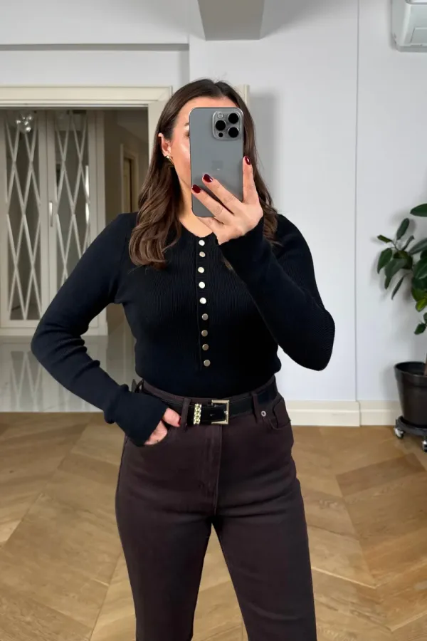 Çıtçıtlı Fitilli Triko Kazak