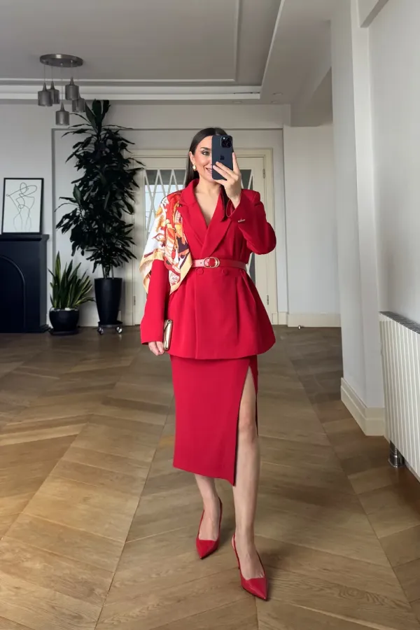 Kemerli Blazer Kadın Ceket