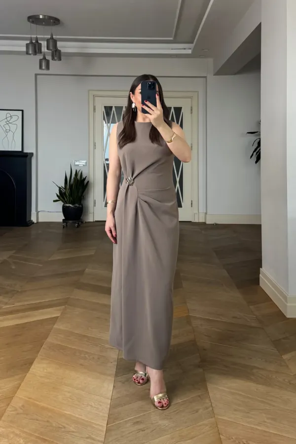 Sleeveless Midi Dress with Pleat Details Sleeveless Midi Dress with Pleat Details