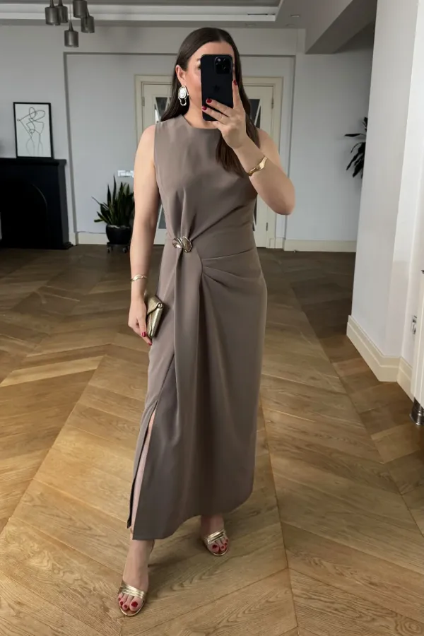 Sleeveless Midi Dress with Pleat Details Sleeveless Midi Dress with Pleat Details