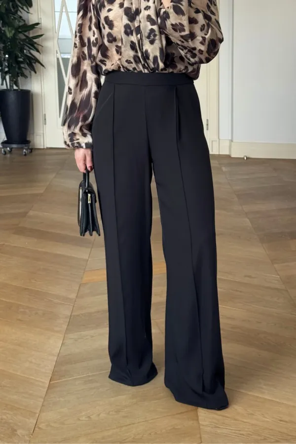 Dikiş Detaylı Bol Paça Kadın Pantolon