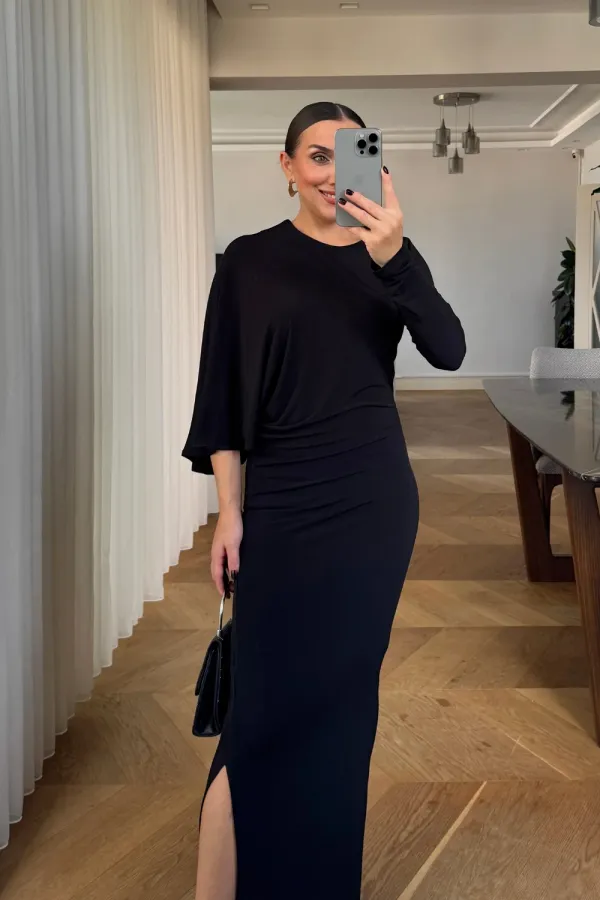 Yarasa Tek Kol Detaylı Uzun Elbise