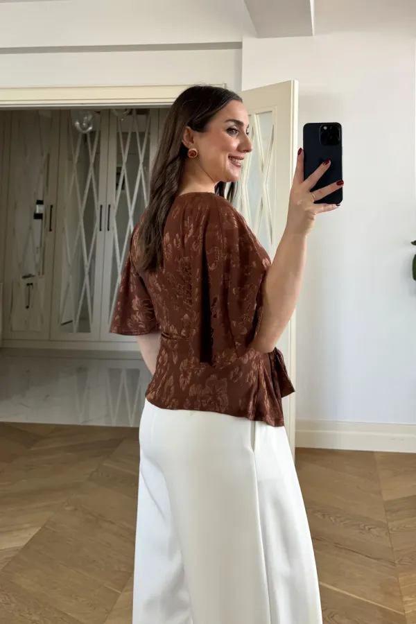 Bağlama Detaylı Kısa Kollu Bluz
