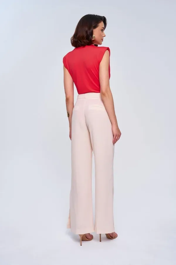 Yırtmaç Detaylı Bol Paça Kadın Pantolon