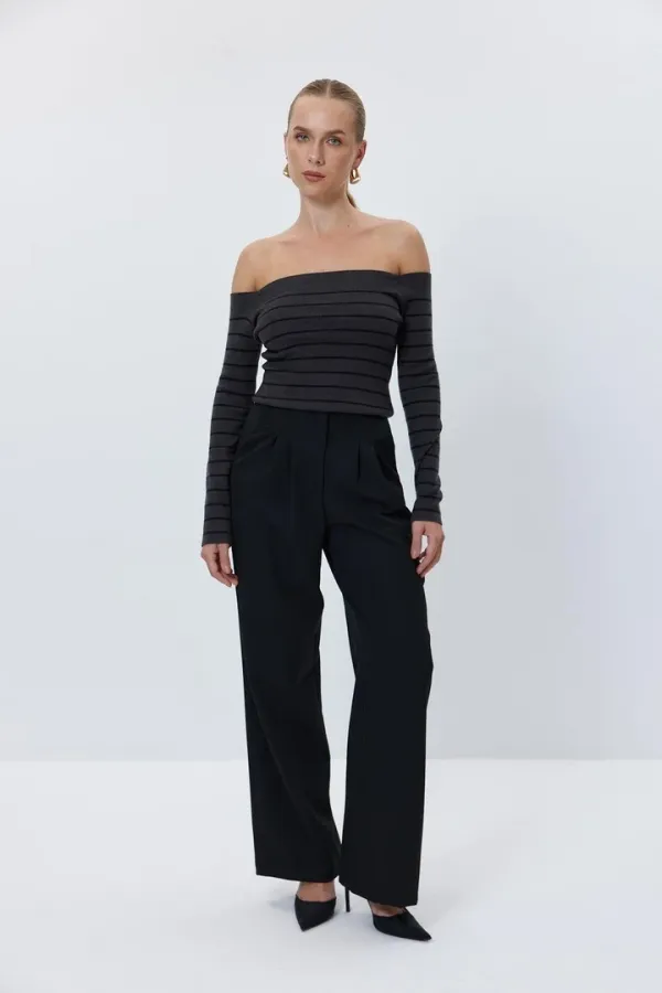 Kayık Yaka Çizgili Triko Kadın Kazak