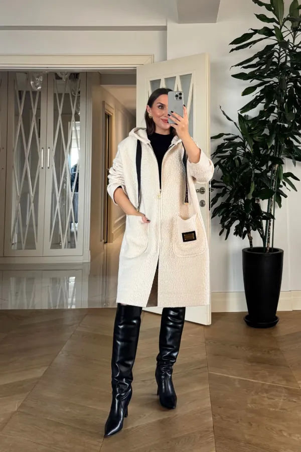 Kapüşonlu Buklet Kadın Ceket