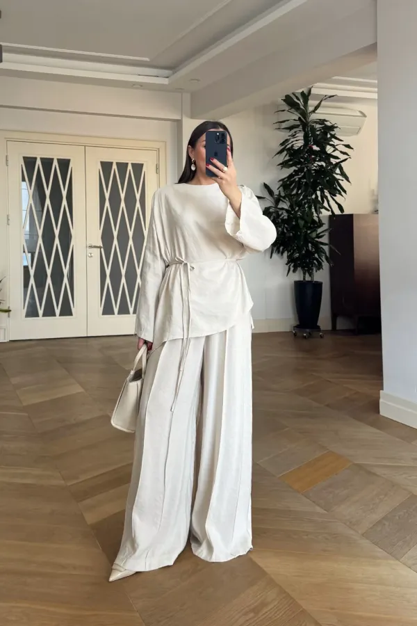 Pleated Detail Blouse and Pants Set Pleated Detail Blouse and Pants Set