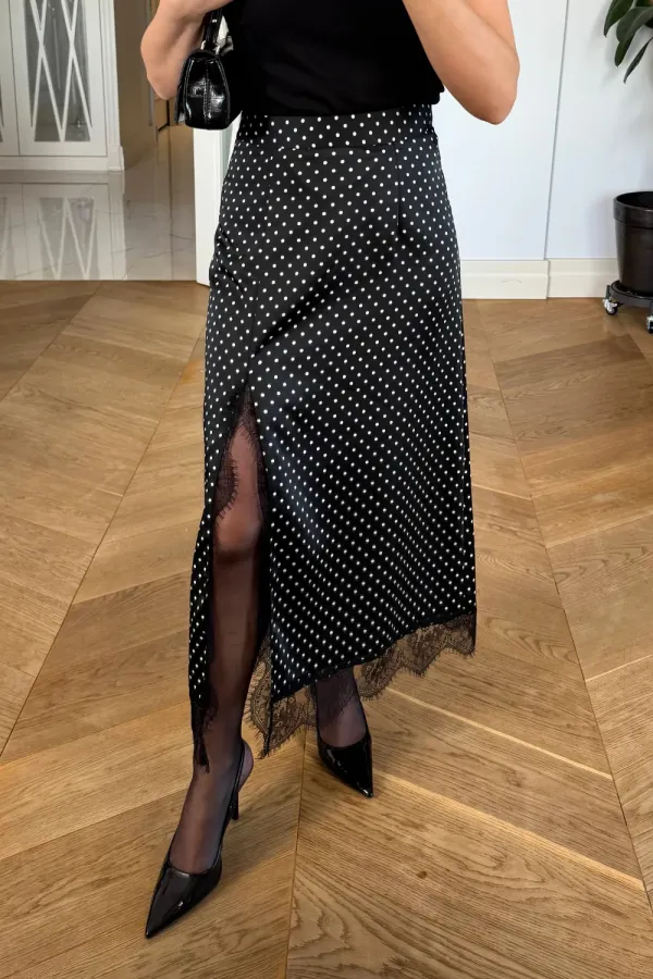 Dantel Detaylı Puantiyeli Midi Etek