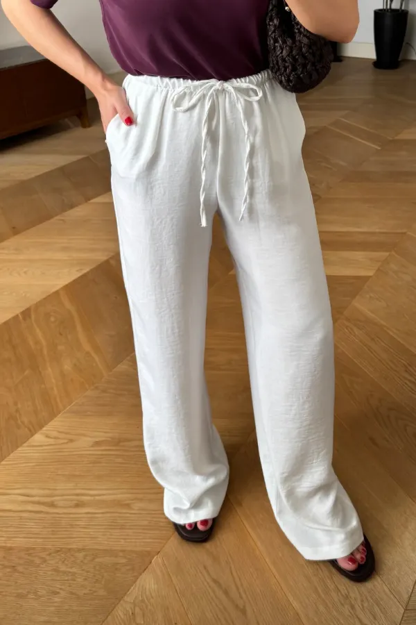 Beli Lastikli Rahat Kesim Kadın Pantolon