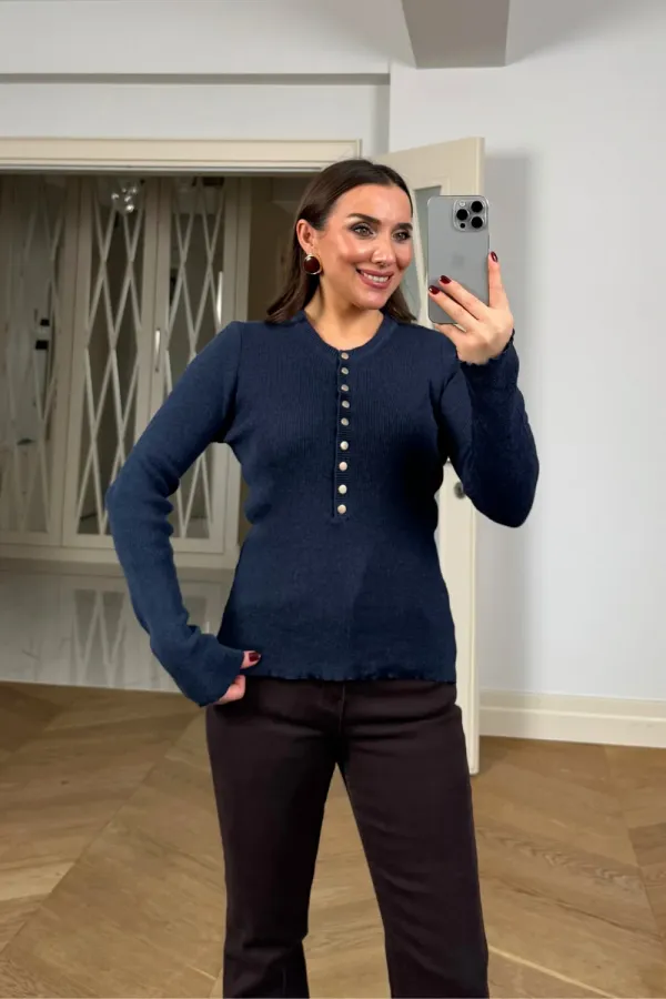 Çıtçıtlı Fitilli Triko Kazak