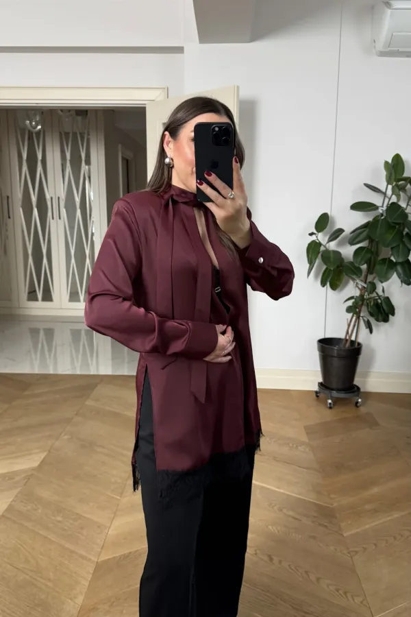 Chemisier à manches longues et col mandarin orné de dentelle