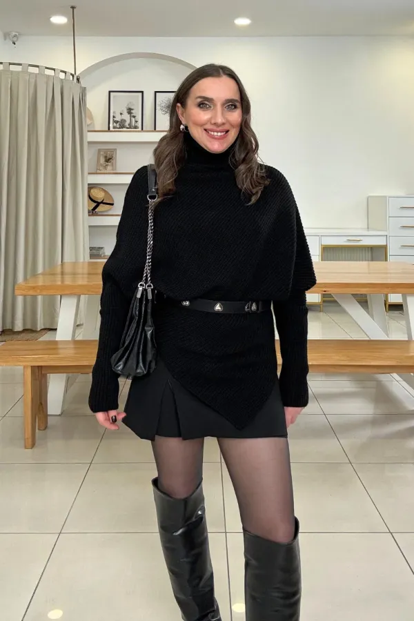 Pull en maille à col roulé asymétrique pour femme