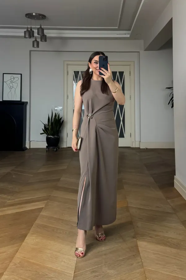 Sleeveless Midi Dress with Pleat Details Sleeveless Midi Dress with Pleat Details