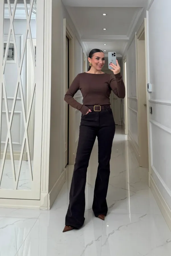 Kayık Yaka uzun Kollu Bluz