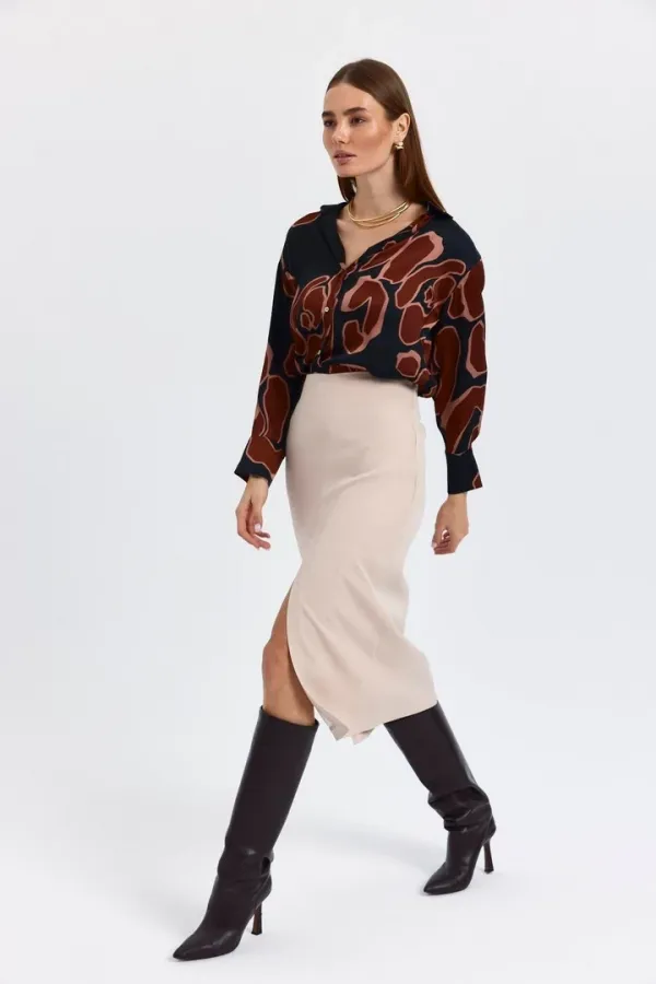 Yüksek Bel Yırtmaçlı Düz Kesim Midi Etek