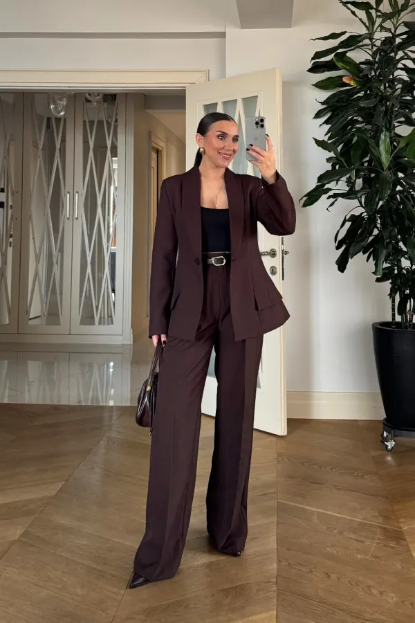 Düz Kesim Pileli Kadın Pantolon