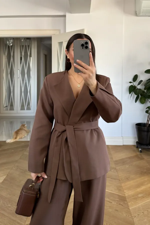 Kuşaklı Ceket Pantolon Kadın Takım