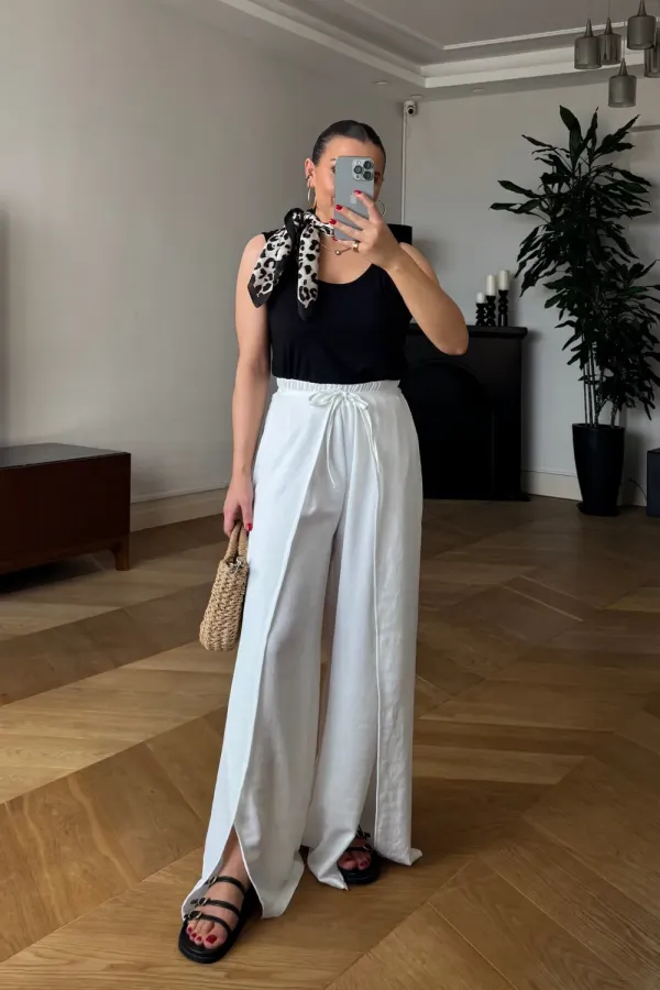 Beli Lastikli Yırtmaç Detaylı Kadın Pantolon