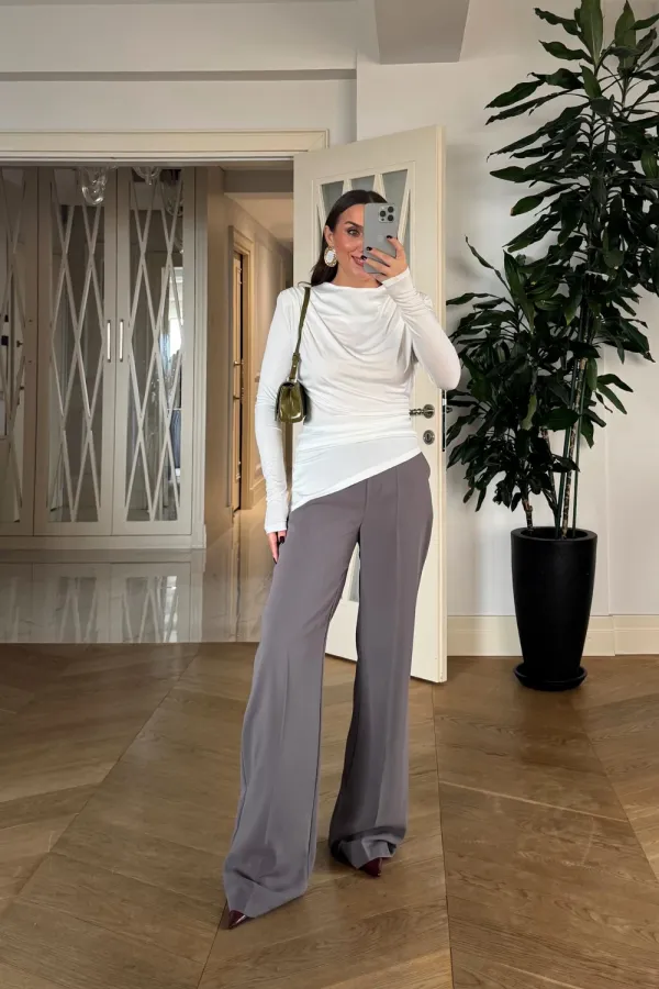 Vatkalı Asimetrik Uzun Kollu Bluz