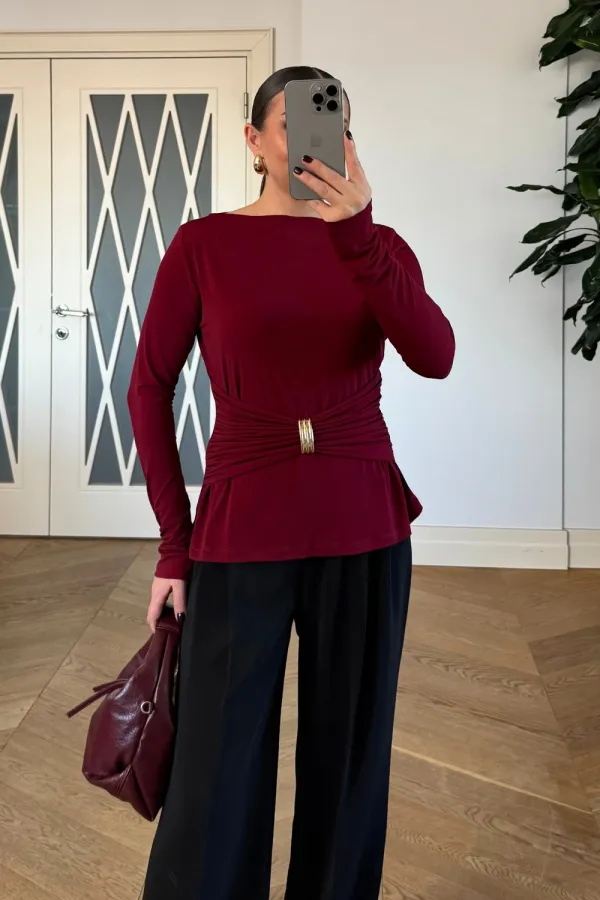 Kayık Yaka Uzun Kollu Bluz