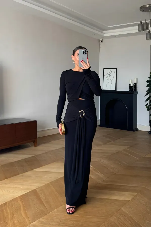 Ensemble chemisier et jupe à boucle