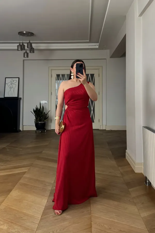 One-Sleeve Long Dress with Waistline Cutout One-Sleeve Long Dress with Waistline Cutout