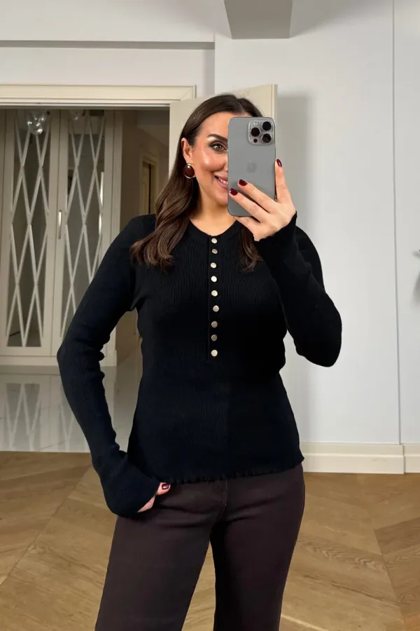 Çıtçıtlı Fitilli Triko Kazak