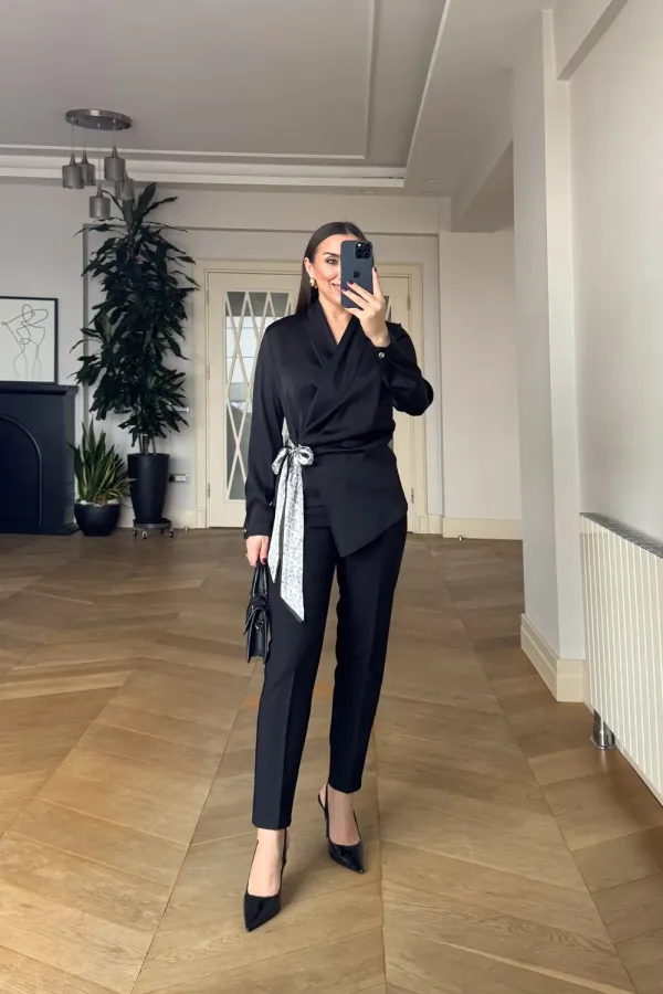 Kruvaze Bağlamalı Uzun Kollu Bluz