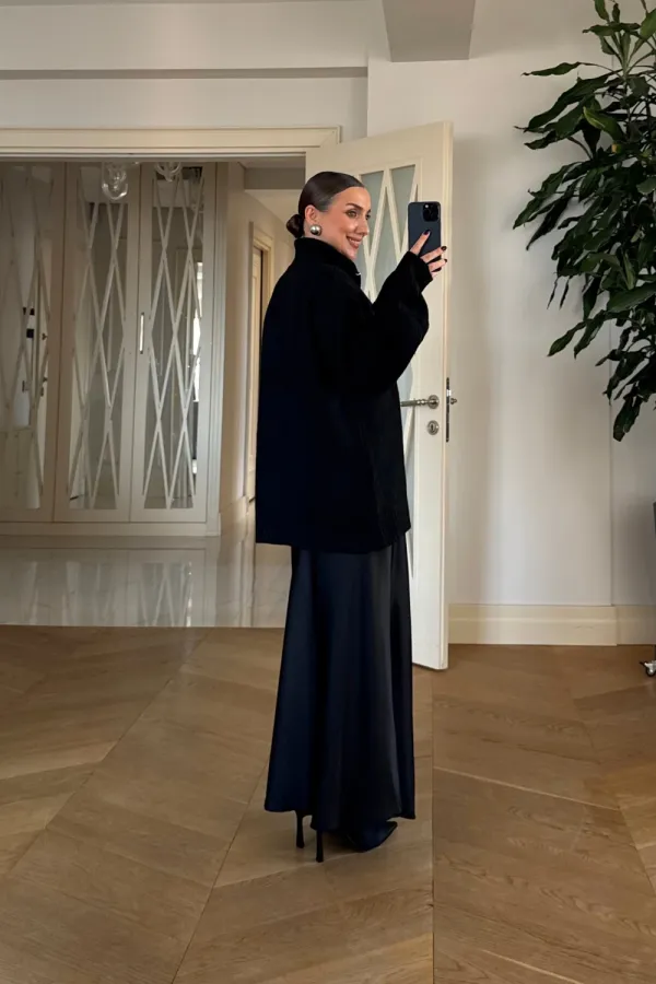 High-Neck Zip-Up Knitted Women's Sweater