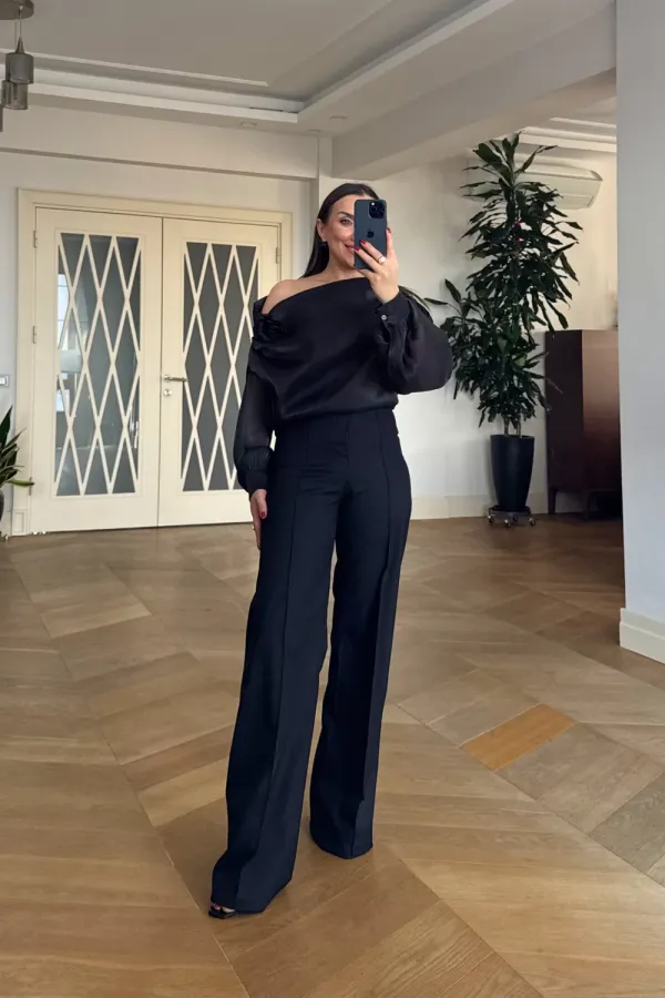Straight Cut Ribbed Women's Trousers