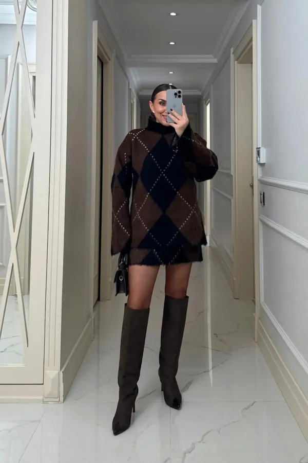 Baklava Desenli  Kazak Etek TrikoTakım