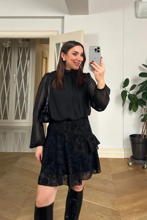 Pile Detaylı Şifon Mini Elbise