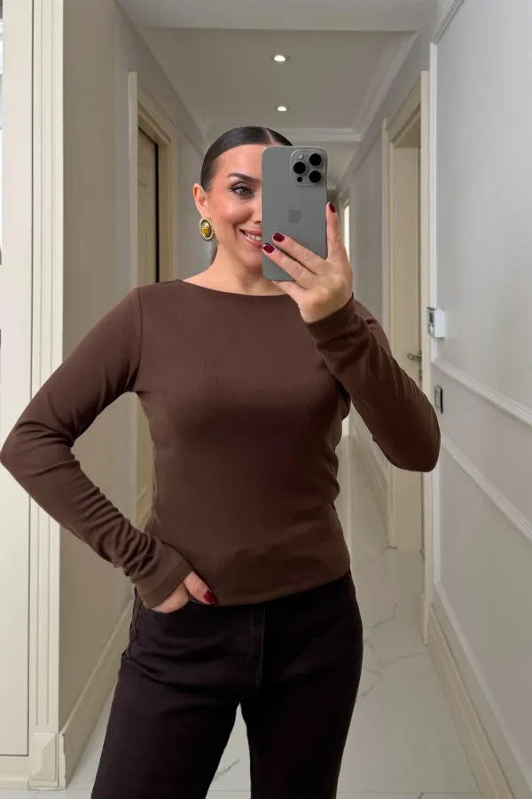 Kayık Yaka uzun Kollu Bluz