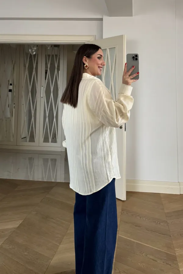 V Yaka Kadın Gömlek